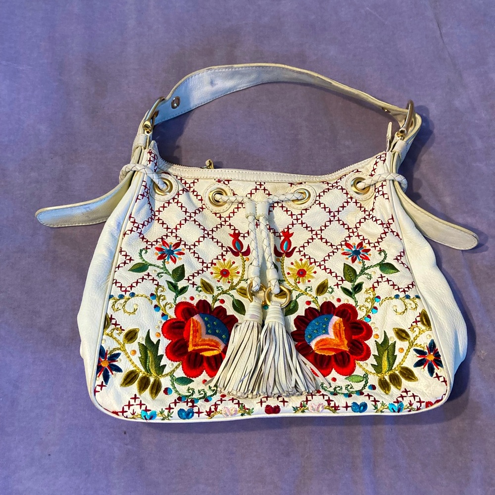 Isabella Fiore purse. Off white with flower stitching